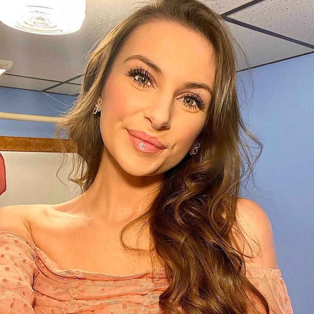 Meet your Posher, Mallory